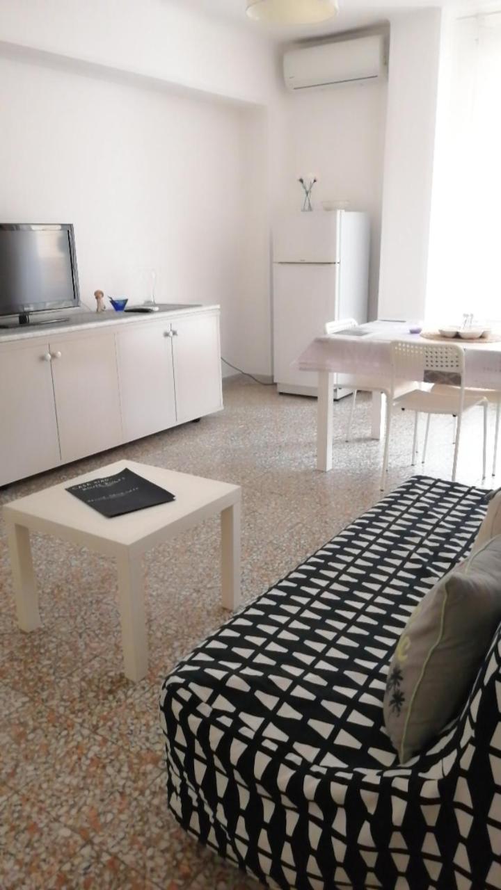 バーリCasa Minu' - Affitti Brevi Italiaアパートメント エクステリア 写真